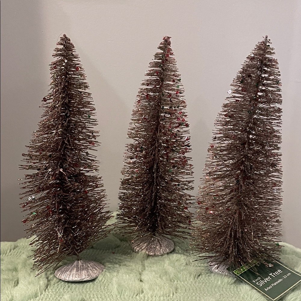 Silver Holiday Tree Set bottlebrush style new